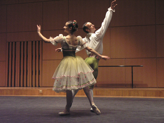 Diana Cuni & Thomas Lund, in 'The Flower Festival at Genzano'